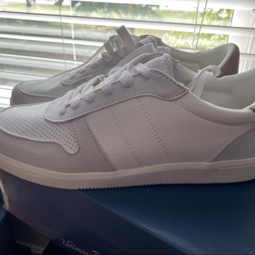 Universal Thread Sneakers